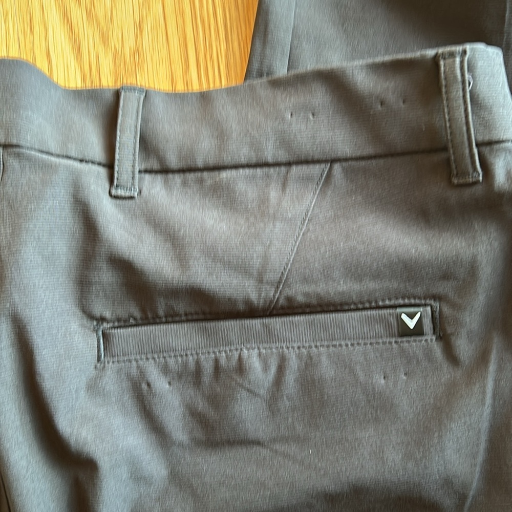 Men’s Callaway Golf Pants 34x30. Black front & back pockets - Picture 7 of 9